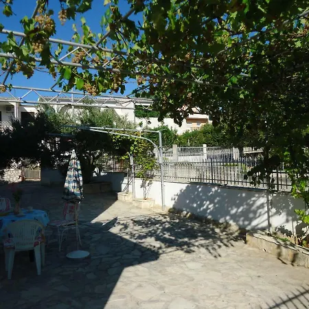 Apartamento Tina *