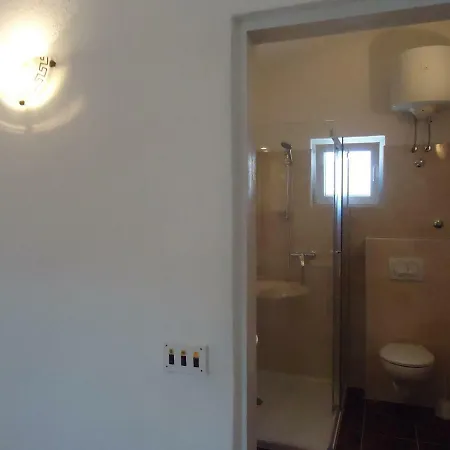 Apartment Tina *